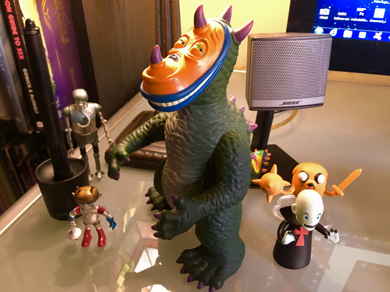 Illustration for article titled What’s your favorite pop culture item on your desk?